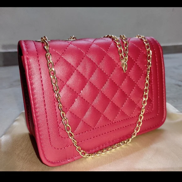 Red Bag (2 in 1 ) New with dustbag - Picture 6 of 16